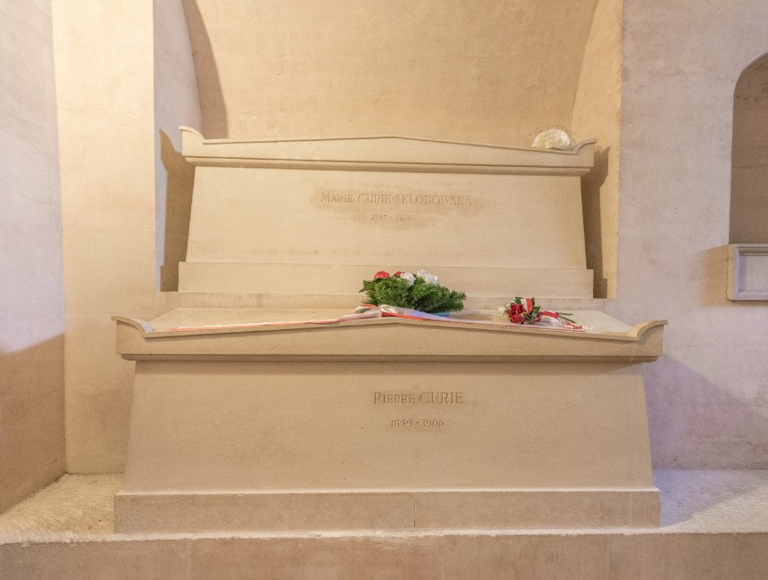 graf marie curie panthéon parijs