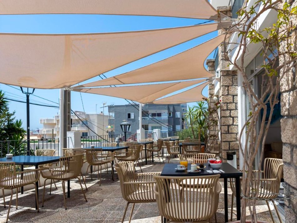 Play Hotel Ibiza gay friendly