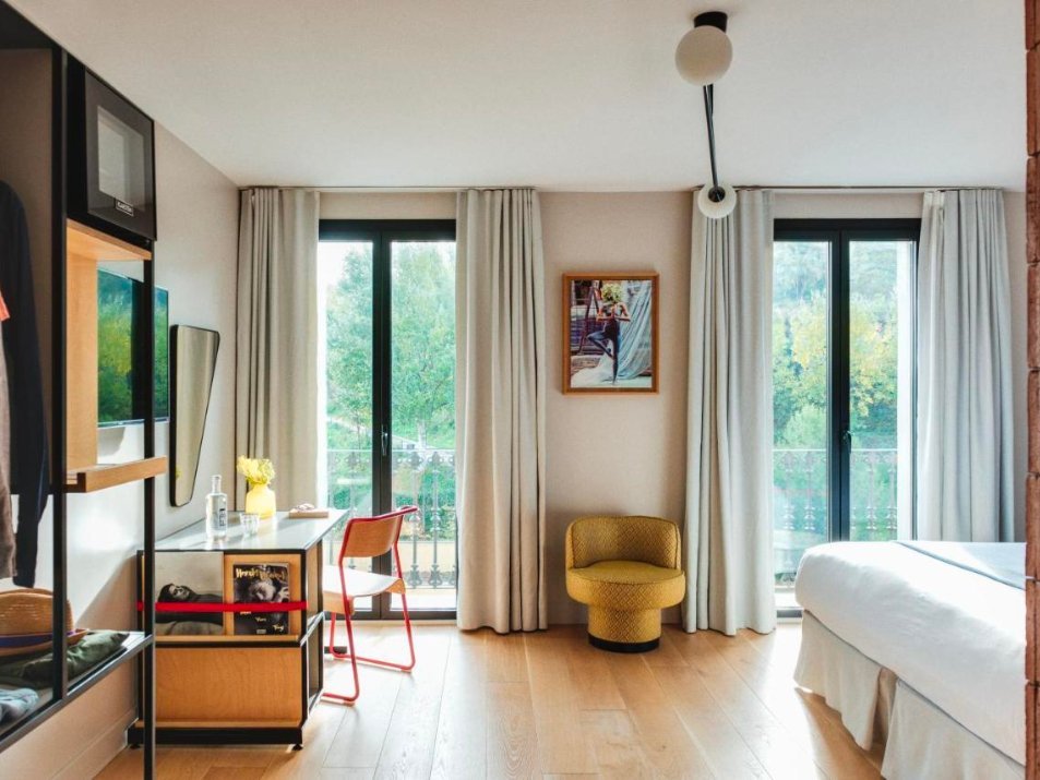 gay hotel barcelona Brummell
